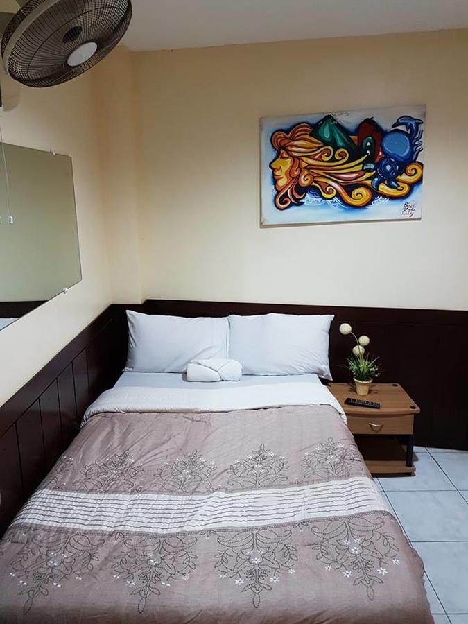 City Corner Hotel ليغاسبي المظهر الخارجي الصورة